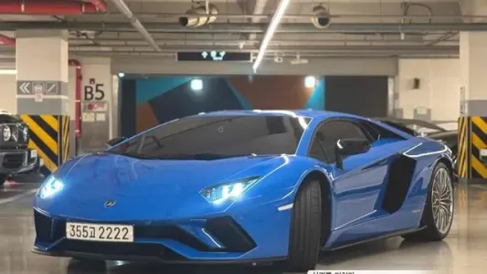 Lamborghini Aventador, 2018