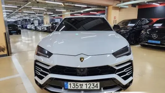 Lamborghini Urus, 2019