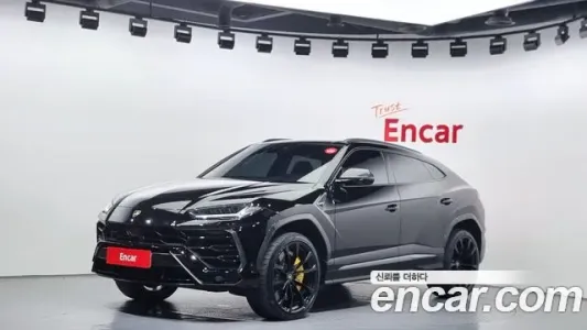 Lamborghini Urus, 2022