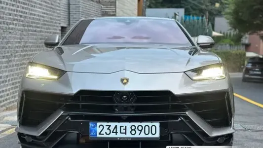 Lamborghini Urus, 2024