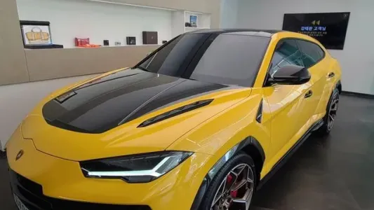 Lamborghini Urus, 2024