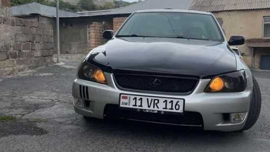 Lexus IS, Бензин, 2000