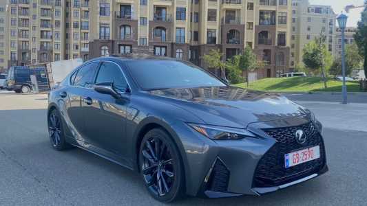 Lexus IS, Бензин, 2020