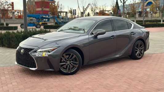 Lexus IS, Бензин, 2022