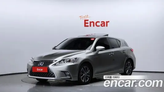 Lexus CT200h, 2018