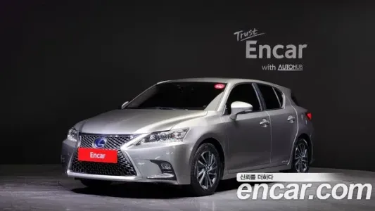 Lexus CT200h, 2018