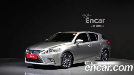 Lexus CT200h, 2018