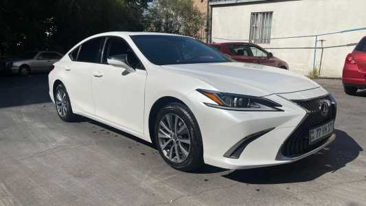 Lexus ES, Бензин, 2019