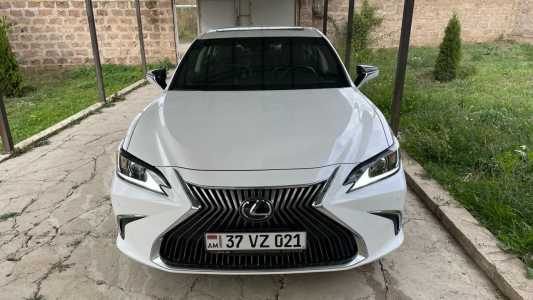 Lexus ES, Бензин, 2020