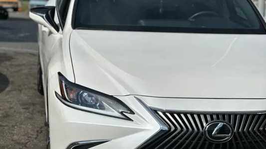 Lexus ES, Бензин, 2020