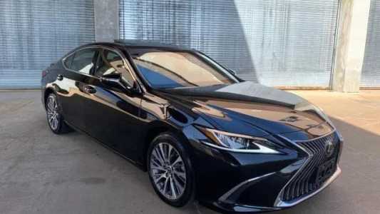 Lexus ES, Бензин, 2020