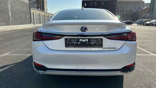 Lexus ES, Гибрид, 2019