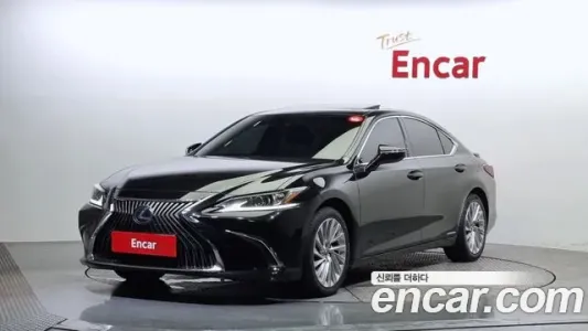 Lexus ES300h 7th generation, 2018