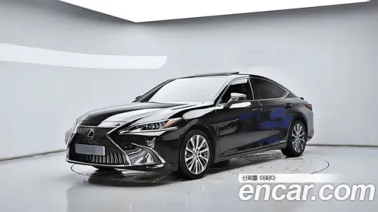 Lexus ES300h 7th generation, 2018