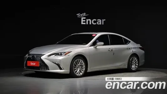 Lexus ES300h 7th generation, 2018