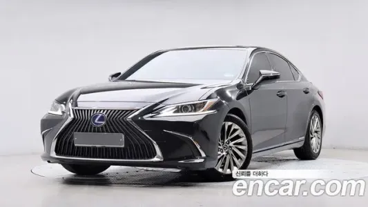 Lexus ES300h 7th generation, 2018