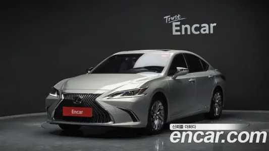 Lexus ES300h 7th generation, 2019