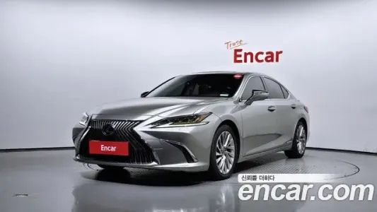 Lexus ES300h 7th generation, 2019