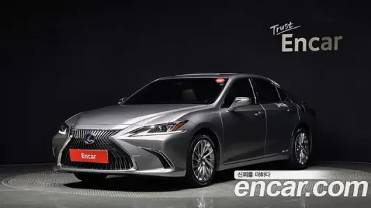 Lexus ES300h 7th generation, 2020