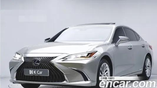 Lexus ES300h 7th generation, 2020