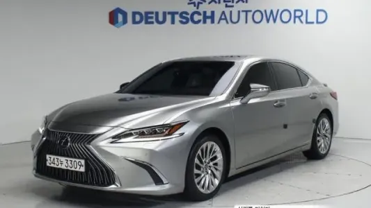 Lexus ES300h 7th generation, 2020