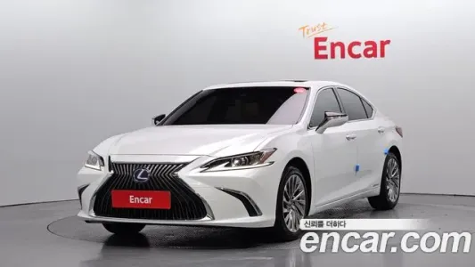 Lexus ES300h 7th generation, 2021