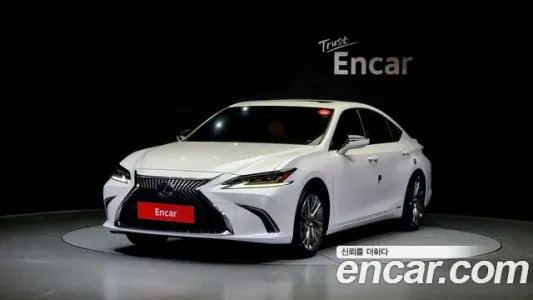 Lexus ES300h 7th generation, 2021