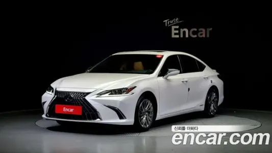 Lexus ES300h 7th generation, 2021