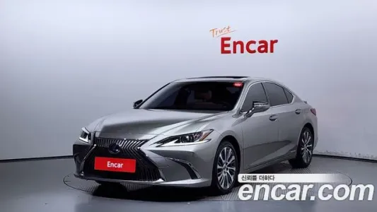 Lexus ES300h 7th generation, 2021