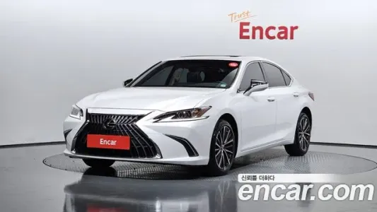 Lexus ES300h 7th generation, 2022