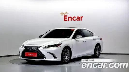 Lexus ES300h 7th generation, 2022