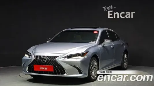 Lexus ES300h 7th generation, 2023