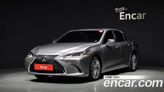 Lexus ES300h 7th generation, 2023