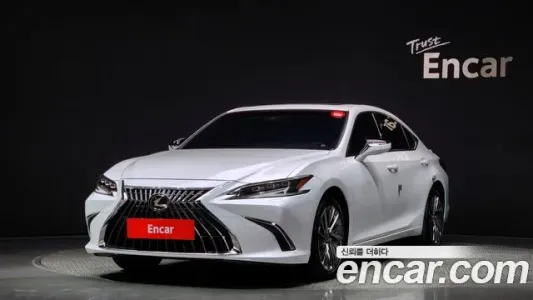 Lexus ES300h 7th generation, 2023