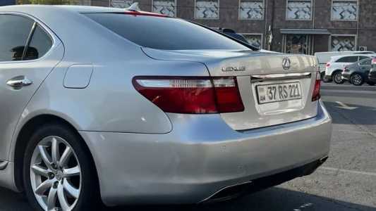 Lexus LS, Бензин, 2007