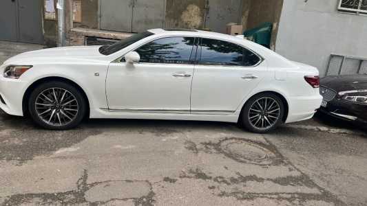 Lexus LS, Бензин, 2017