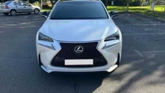 Lexus NX, Бензин, 2016