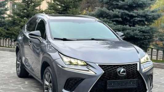 Lexus NX, Бензин, 2017