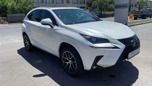 Lexus NX, Бензин, 2018