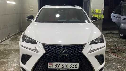 Lexus NX, Бензин, 2021