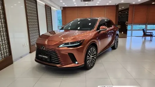 Lexus RX450h + 5th generation, 2023