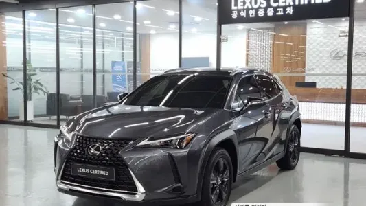 Lexus UX250h, 2023