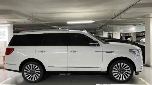 Lincoln Navigator, 2021