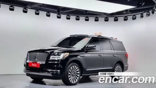 Lincoln Navigator, 2021