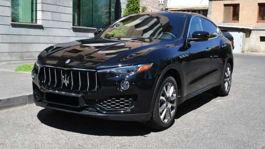 Maserati Levante, Бензин, 2017