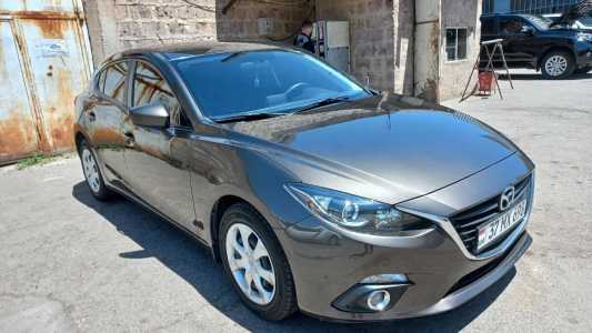 Mazda 3, Бензин, 2015