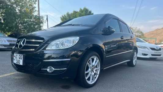 Mercedes-Benz B-Class, Бензин, 2010