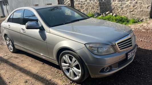 Mercedes-Benz C-Class, Бензин, 2009