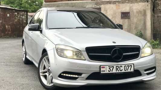 Mercedes-Benz C-Class, Бензин, 2010