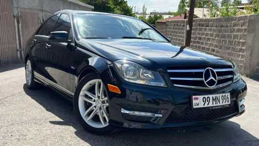 Mercedes-Benz C-Class, Бензин, 2011